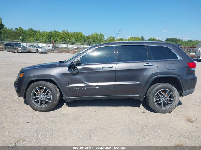 1C4RJEBG9JC131715 Jeep Grand Cherokee Limited 4x2