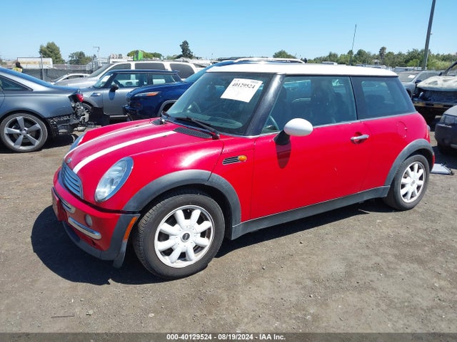 2003 MINI COOPER WMWRC33473TC39370 Photo 1