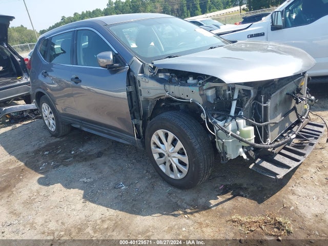 2018 KNMAT2MTXJP622223 main image