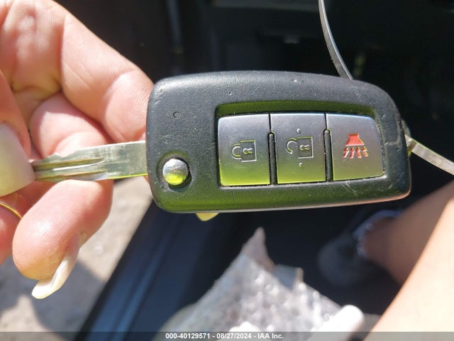 Nissan ROGUE S 2018 KNMAT2MTXJP622223 Image 11