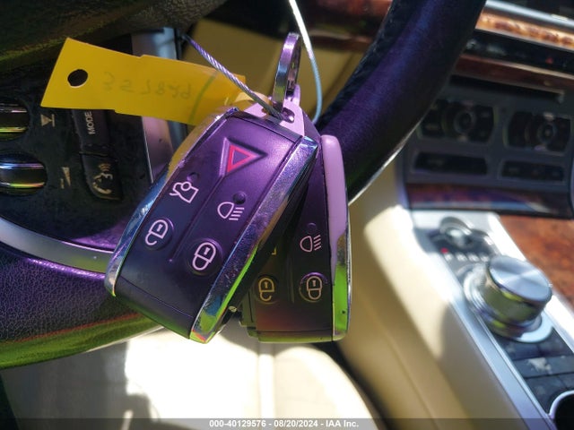 2012 JAGUAR XF SAJWA0FB9CLS38756 Photo 10