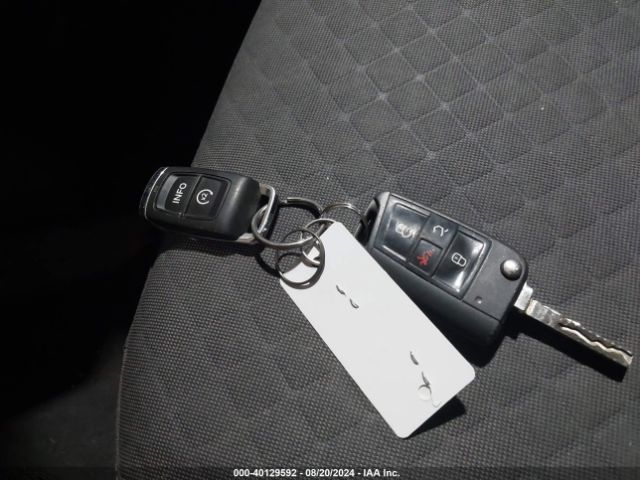 3VV0B7AX5KM052823 Volkswagen Tiguan 2.0t S