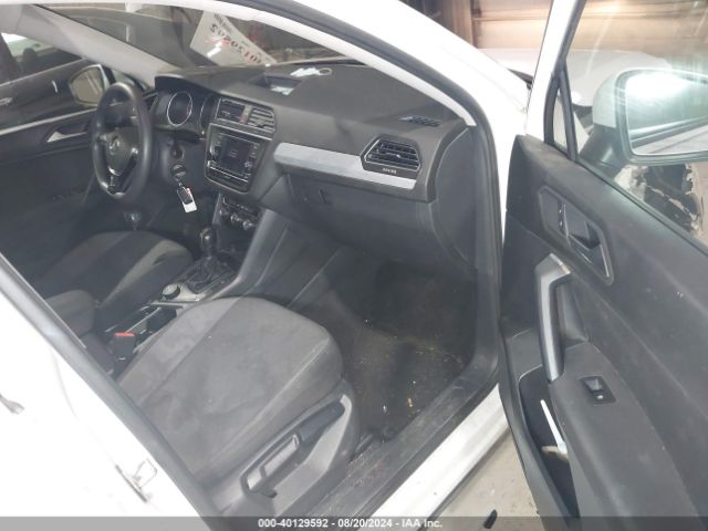 3VV0B7AX5KM052823 Volkswagen Tiguan 2.0t S