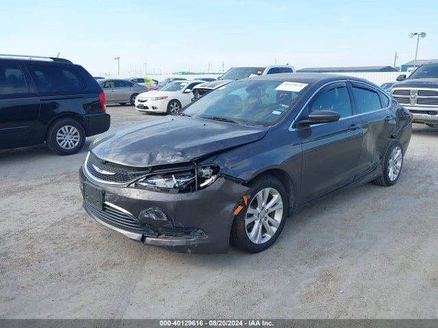Chrysler 200 Limited 2016 1C3CCCAB5GN144912 Image 2