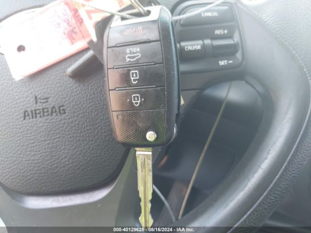 3KPFL4A73HE137425 KIA FORTE LX