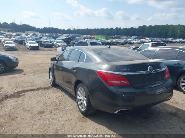 1G4GB5G38GF251616 Buick Lacrosse Leather