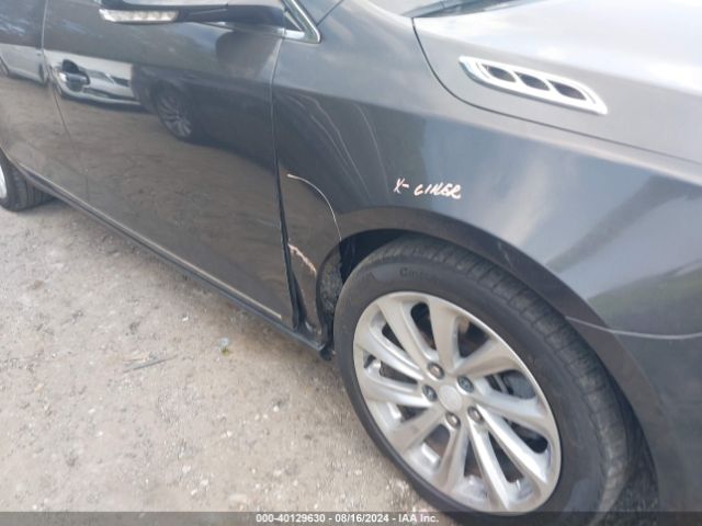 1G4GB5G38GF251616 Buick Lacrosse Leather