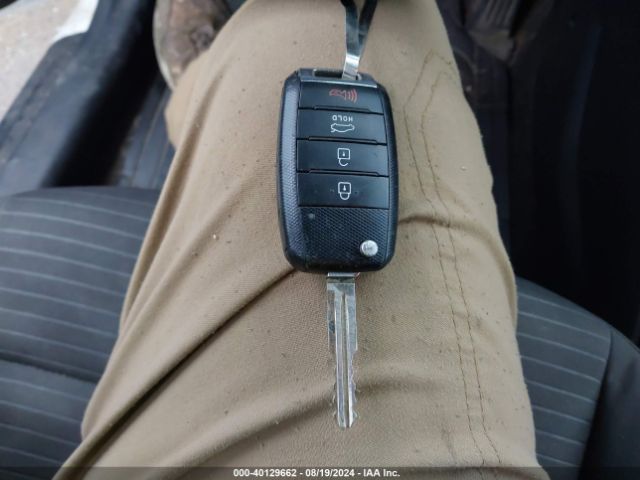 KNAFX4A62F5400568 KIA FORTE LX