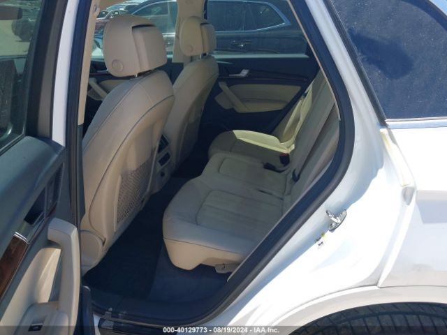 WA1BNAFY5J2011606 Audi Q5 2.0t Premium/2.0t Tech Premium