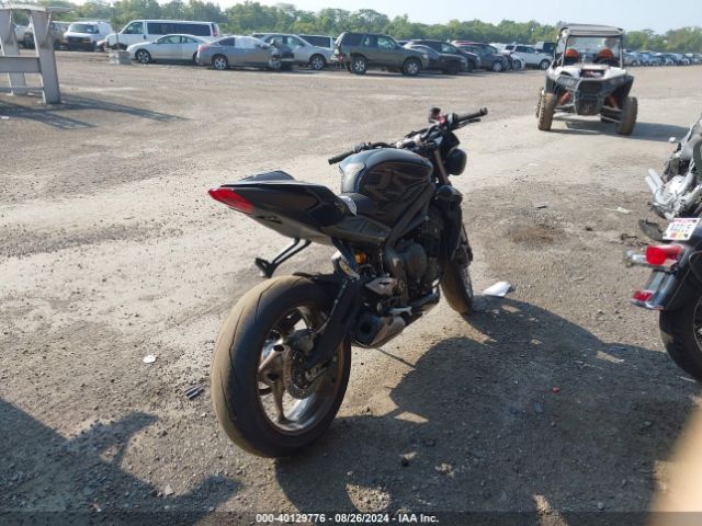 2023 TRIUMPH MOTORCYCLE STREET TRIPLE SMTA554S6PTBE2151 Photo 3