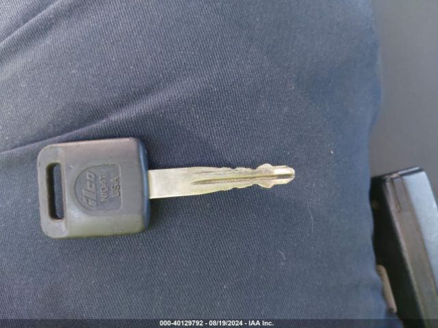 3N6CM0KN3KK695965 Nissan NV200 SV