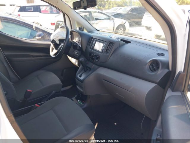 3N6CM0KN3KK695965 Nissan NV200 SV