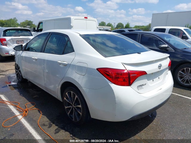 Toyota COROLLA SE 2019 5YFBURHE7KP939169 Image 3