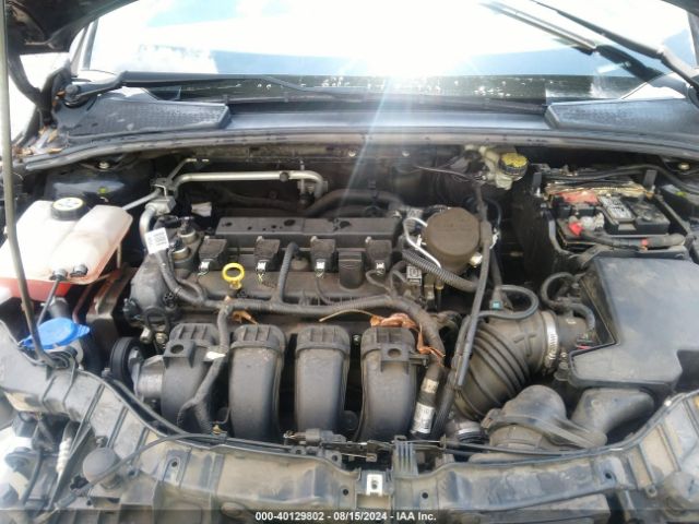1FADP3K2XGL249045 Ford FOCUS SE