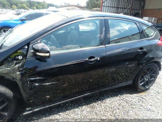 1FADP3K2XGL249045 Ford FOCUS SE
