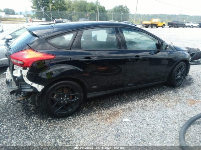 1FADP3K2XGL249045 Ford FOCUS SE