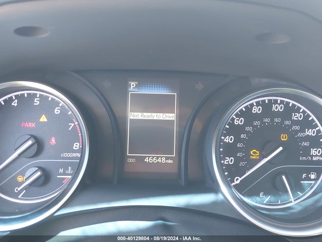 40129804 :رقم المزاد ، JTNB11HK0J3038695 vin ، 2018 Toyota Camry Se مزاد بيع