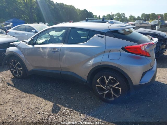 JTNKHMBX1J1002334 Toyota C-hr Xle Premium
