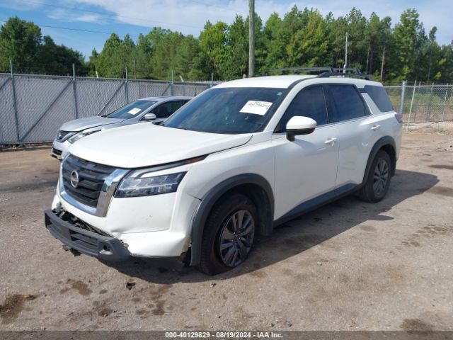 5N1DR3BA9NC246822 Nissan Pathfinder Sv 2wd