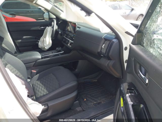 5N1DR3BA9NC246822 Nissan Pathfinder Sv 2wd