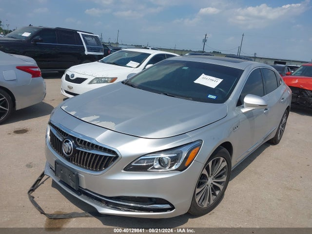 1G4ZP5SS5JU131784 Buick Lacrosse Essence