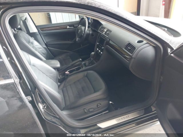 1VWCN7A3XEC049967 Volkswagen Passat 2.0l Tdi Sel Premium