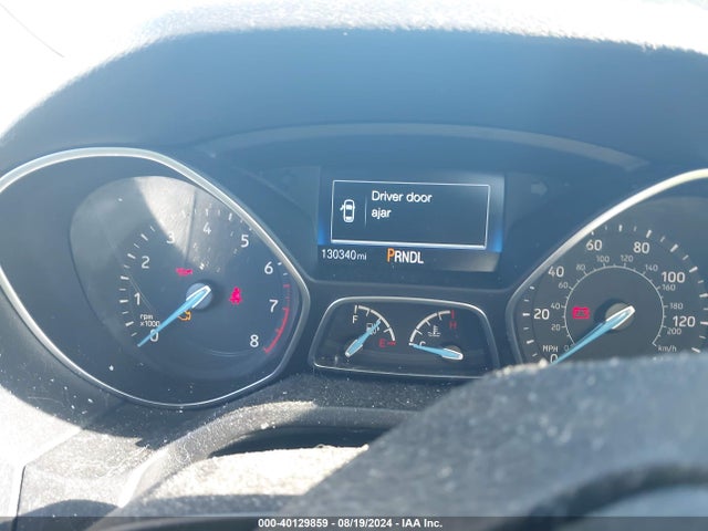 Ford FOCUS SE 2015 1FADP3K20FL259596 Image 7
