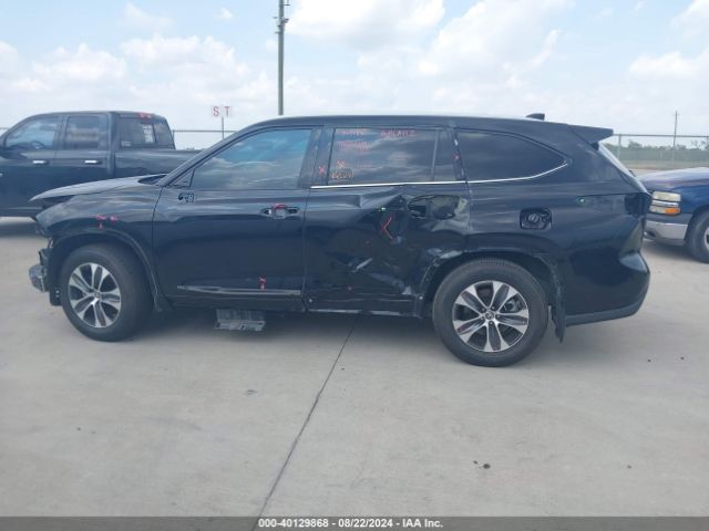 5TDGZRAH7NS142797 Toyota Highlander Xle