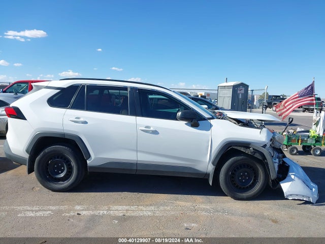 Toyota RAV4 LE 2019 2T3H1RFV6KW051640 Image 13