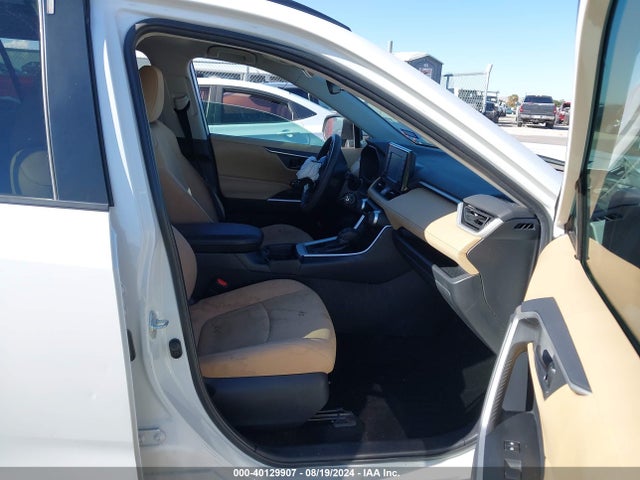 Toyota RAV4 LE 2019 2T3H1RFV6KW051640 Image 5