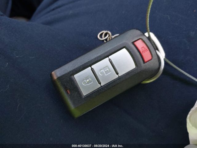 JA4AD3A39LZ024164 Mitsubishi Outlander Se 2.4