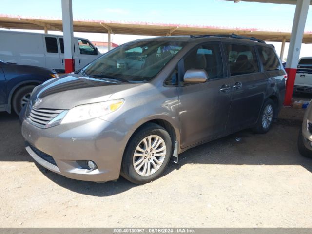 5TDYK3DC2ES411973 Toyota Sienna Xle V6 8 Passenger