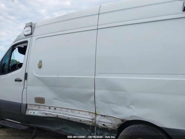 WD4PF0CD1KP166460 Mercedes-Benz Sprinter 2500 High Roof V6/standard Roof V6