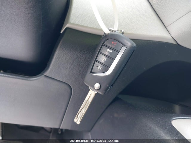 Toyota COROLLA LE 2020 5YFEPRAE8LP086880 Image 11