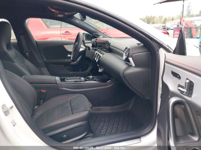 W1K5J4HB7RN452257 Mercedes-Benz Cla 250 Coupe 4matic