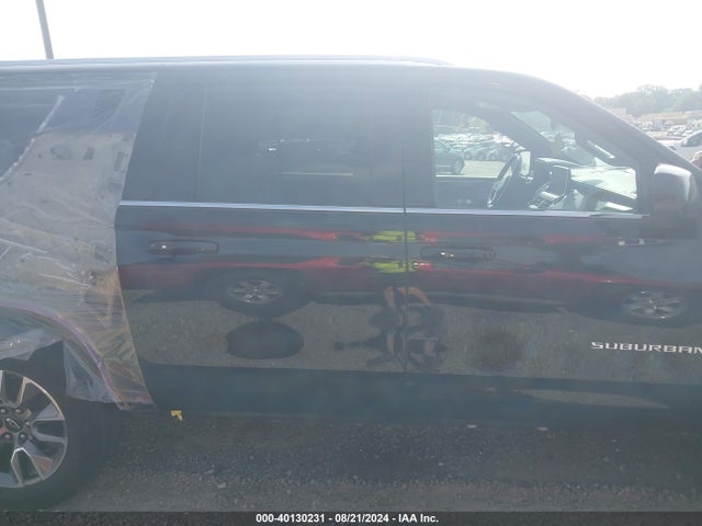 Chevrolet Suburban 4wd Lt 2021 1GNSKCKD8MR266864 Image 13