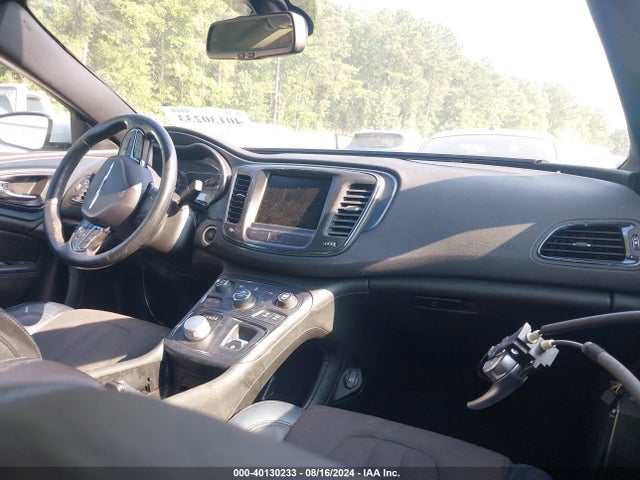 1C3CCCBB5FN566224 Chrysler 200 S