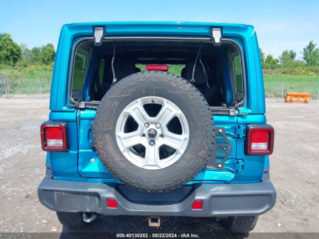 1C4HJXEG4KW611549 Jeep Wrangler Unlimited Sahara