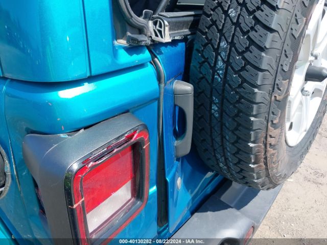 1C4HJXEG4KW611549 Jeep Wrangler Unlimited Sahara