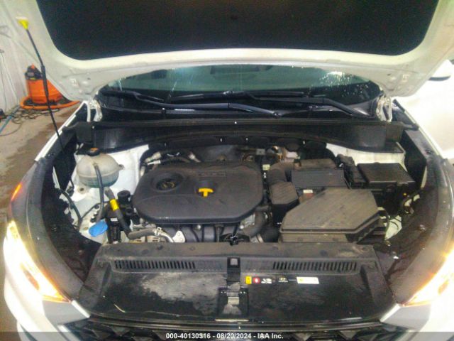 KM8J2CA48LU114094 Hyundai TUCSON SE