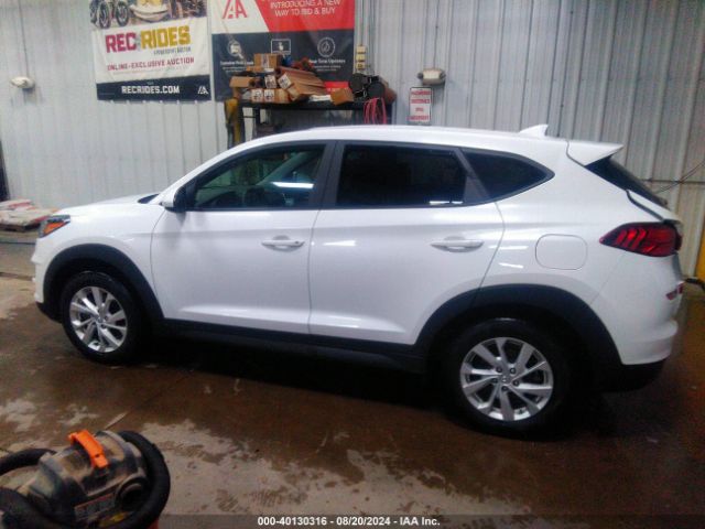 KM8J2CA48LU114094 Hyundai TUCSON SE