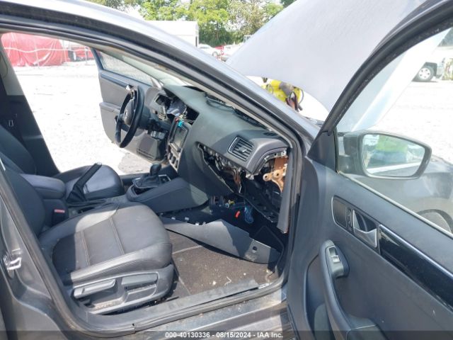 3VWL17AJ5HM269854 Volkswagen Jetta 1.8t Sel/1.8t Sel Premium