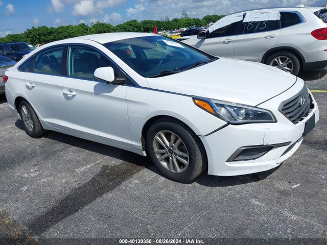 Hyundai SONATA SE 2016 5NPE24AF1GH279062 Image 14