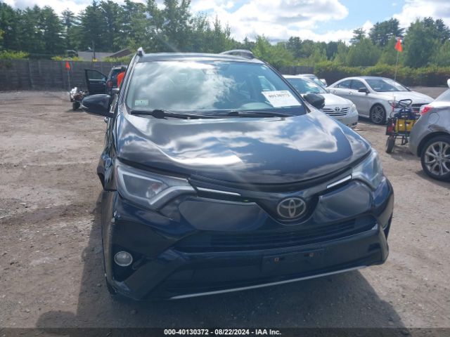 2T3RFREV0JW704792 Toyota Rav4 Xle