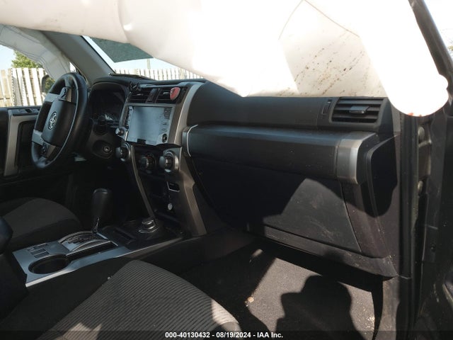 Toyota 4RUNNER SR5 2021 JTEMU5JR3M5893382 Image 5