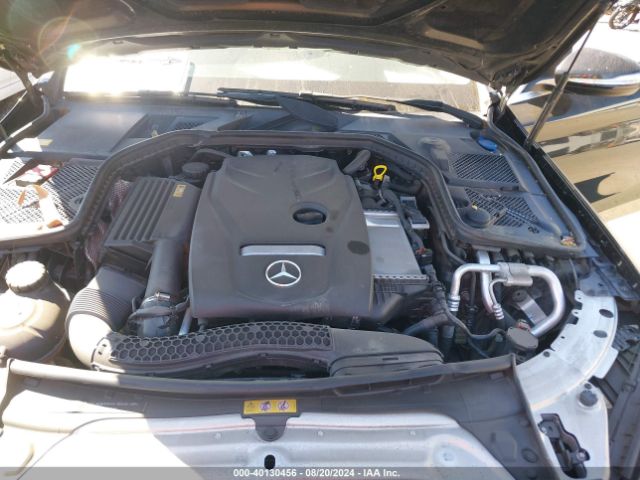55SWF4JB3FU068981 Mercedes-Benz C 300 Luxury/sport