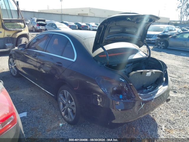 55SWF4JB3FU068981 Mercedes-Benz C 300 Luxury/sport