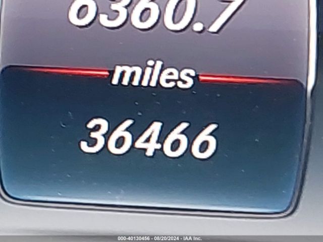 55SWF4JB3FU068981 Mercedes-Benz C 300 Luxury/sport