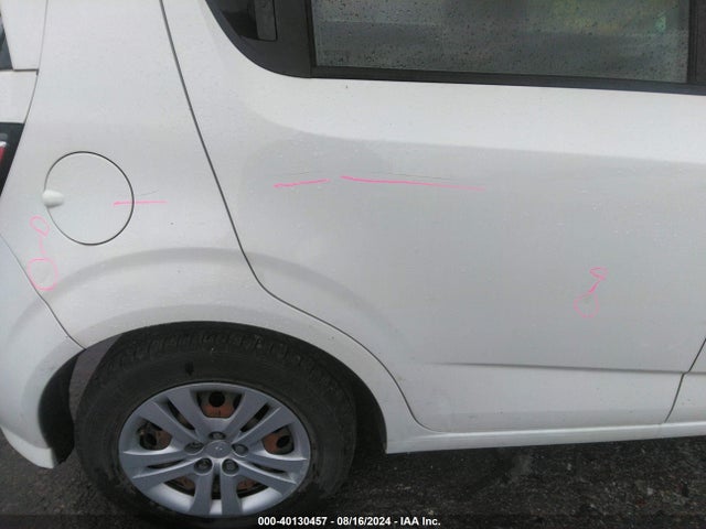 Chevrolet Sonic Lt Auto 2018 1G1JG6SH9J4106584 Image 14