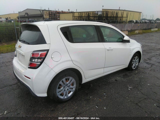 Chevrolet Sonic Lt Auto 2018 1G1JG6SH9J4106584 Image 4